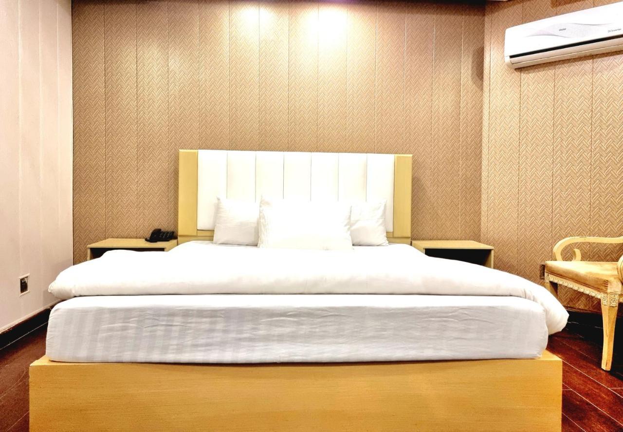 Hotel Visit Inn Executive Lahore Exterior photo